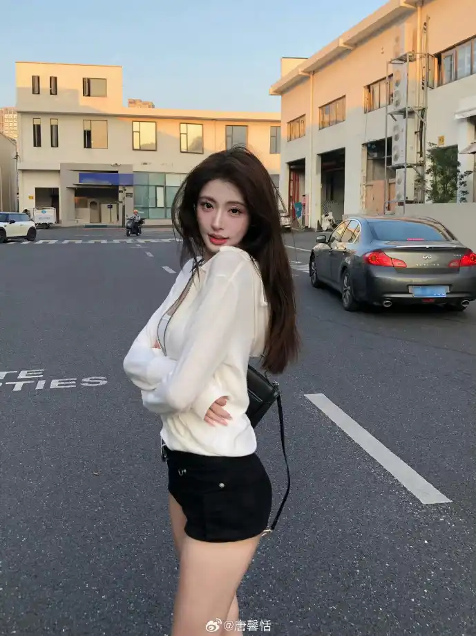 塔罗牌用户增长曲线